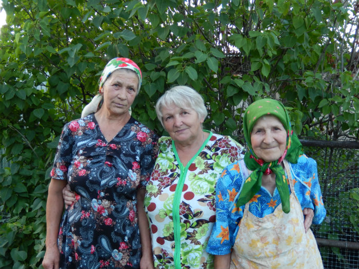 Бабушки в д. Ефановка